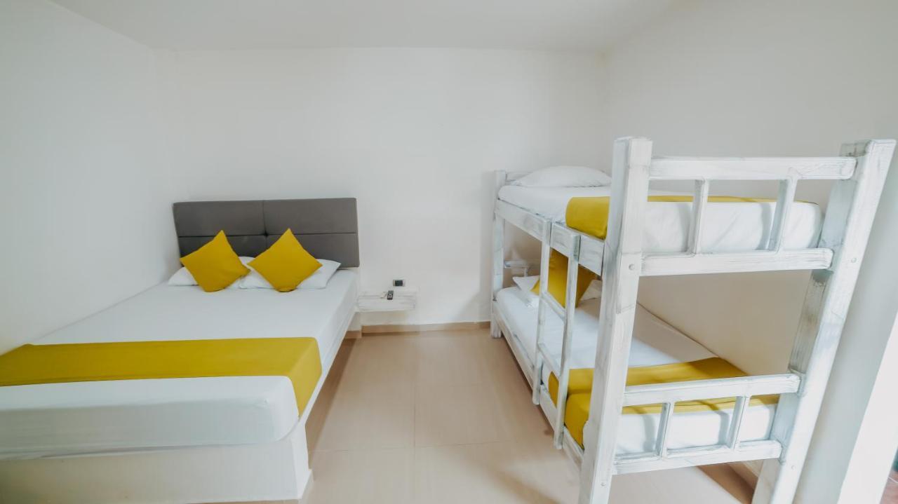 Green Covenas By Bernalo Hotels Екстер'єр фото