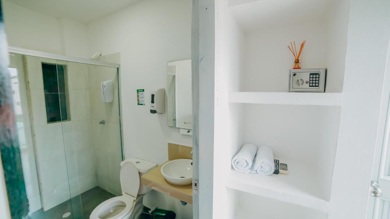 Green Covenas By Bernalo Hotels Екстер'єр фото